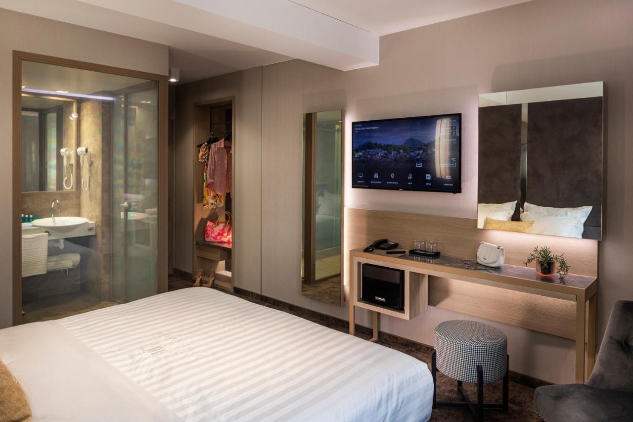 -- Este Park Hotel -- Part Of Urban Chic Luxury Design Hotels - Parking & Compliments - Next To Shopping & Dining Mall 普罗夫迪夫 外观 照片