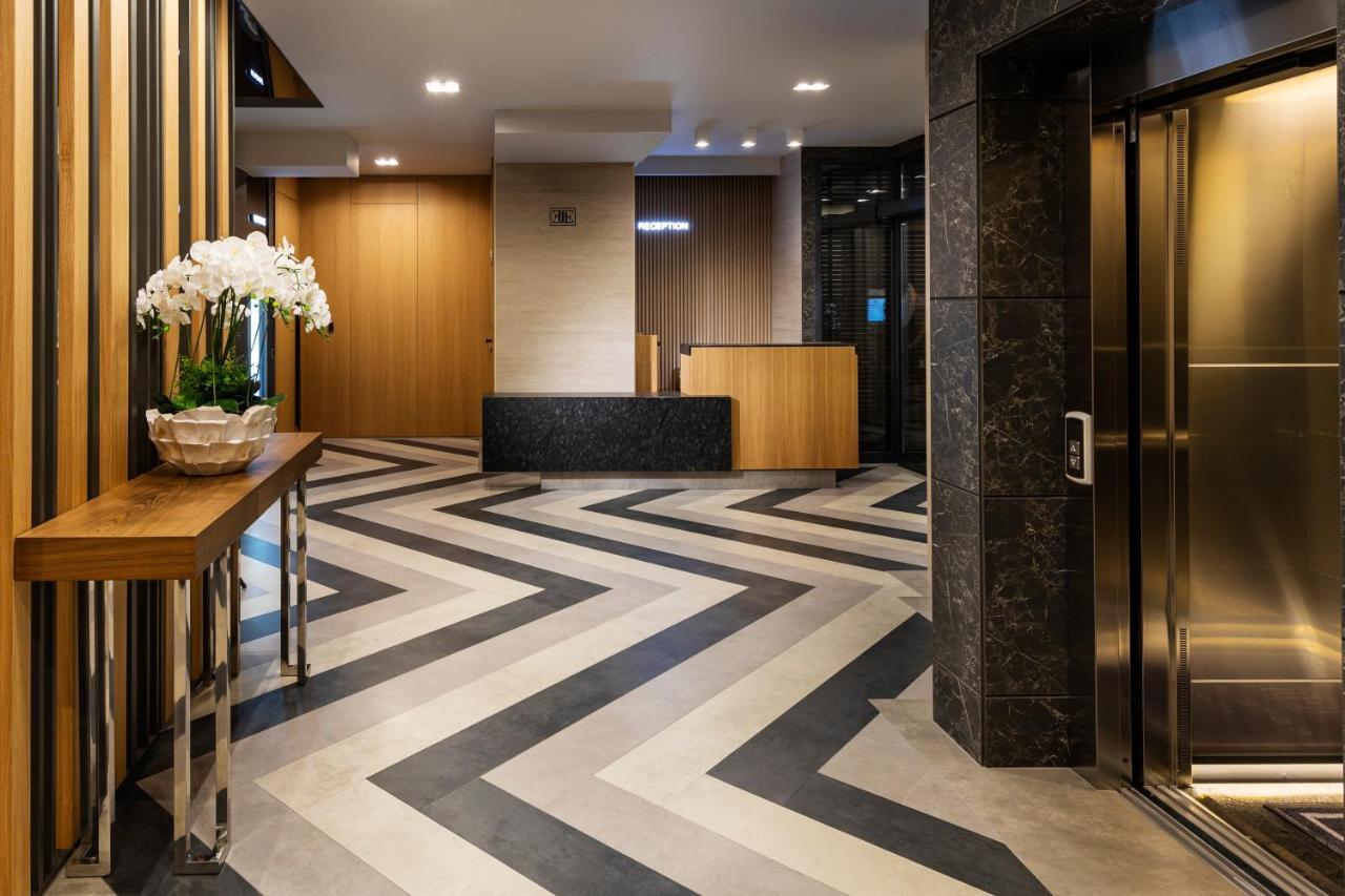 -- Este Park Hotel -- Part Of Urban Chic Luxury Design Hotels - Parking & Compliments - Next To Shopping & Dining Mall 普罗夫迪夫 外观 照片