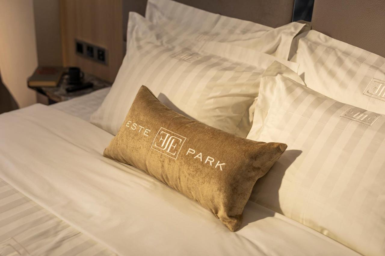 -- Este Park Hotel -- Part Of Urban Chic Luxury Design Hotels - Parking & Compliments - Next To Shopping & Dining Mall 普罗夫迪夫 外观 照片