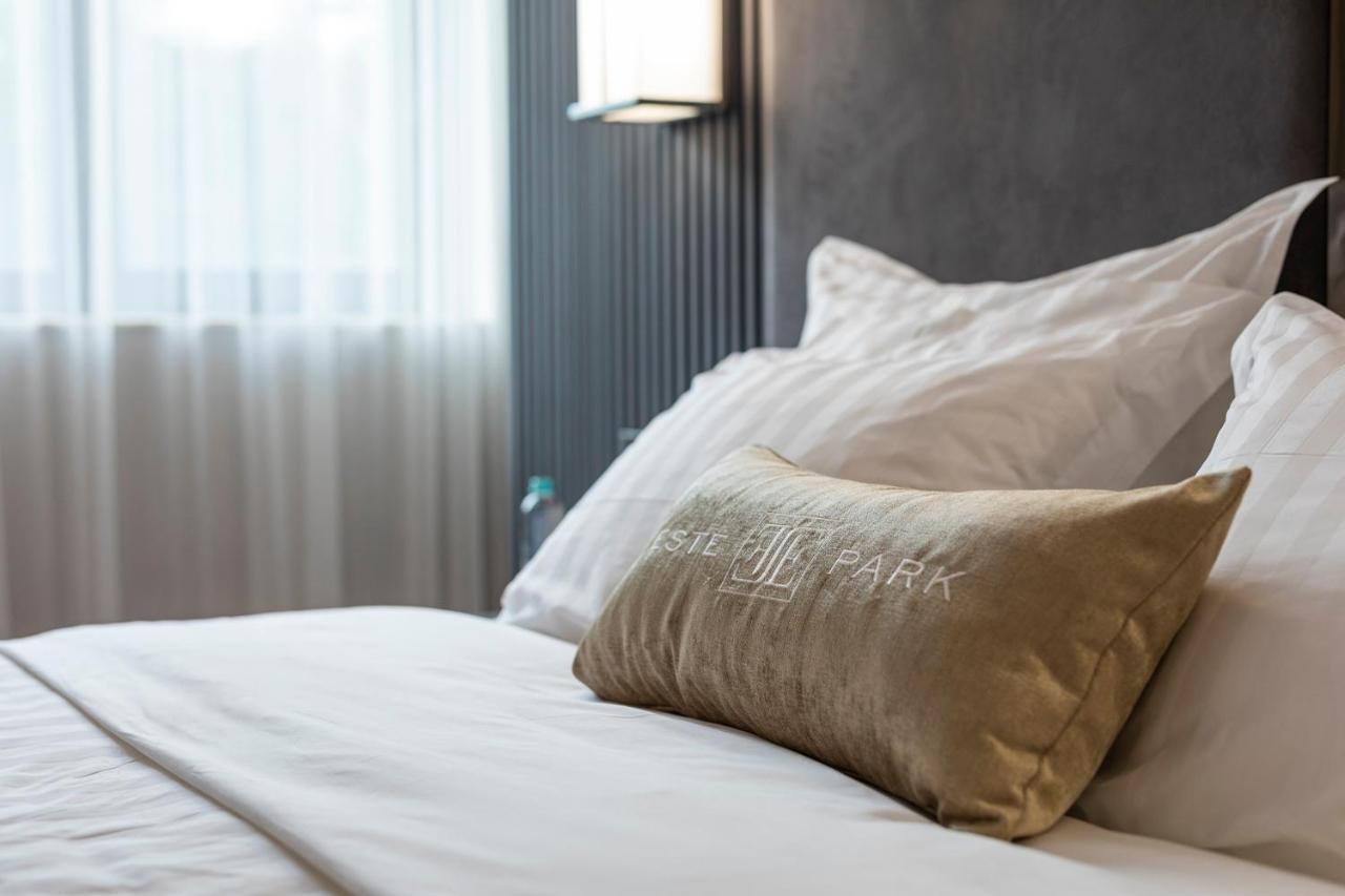 -- Este Park Hotel -- Part Of Urban Chic Luxury Design Hotels - Parking & Compliments - Next To Shopping & Dining Mall 普罗夫迪夫 外观 照片